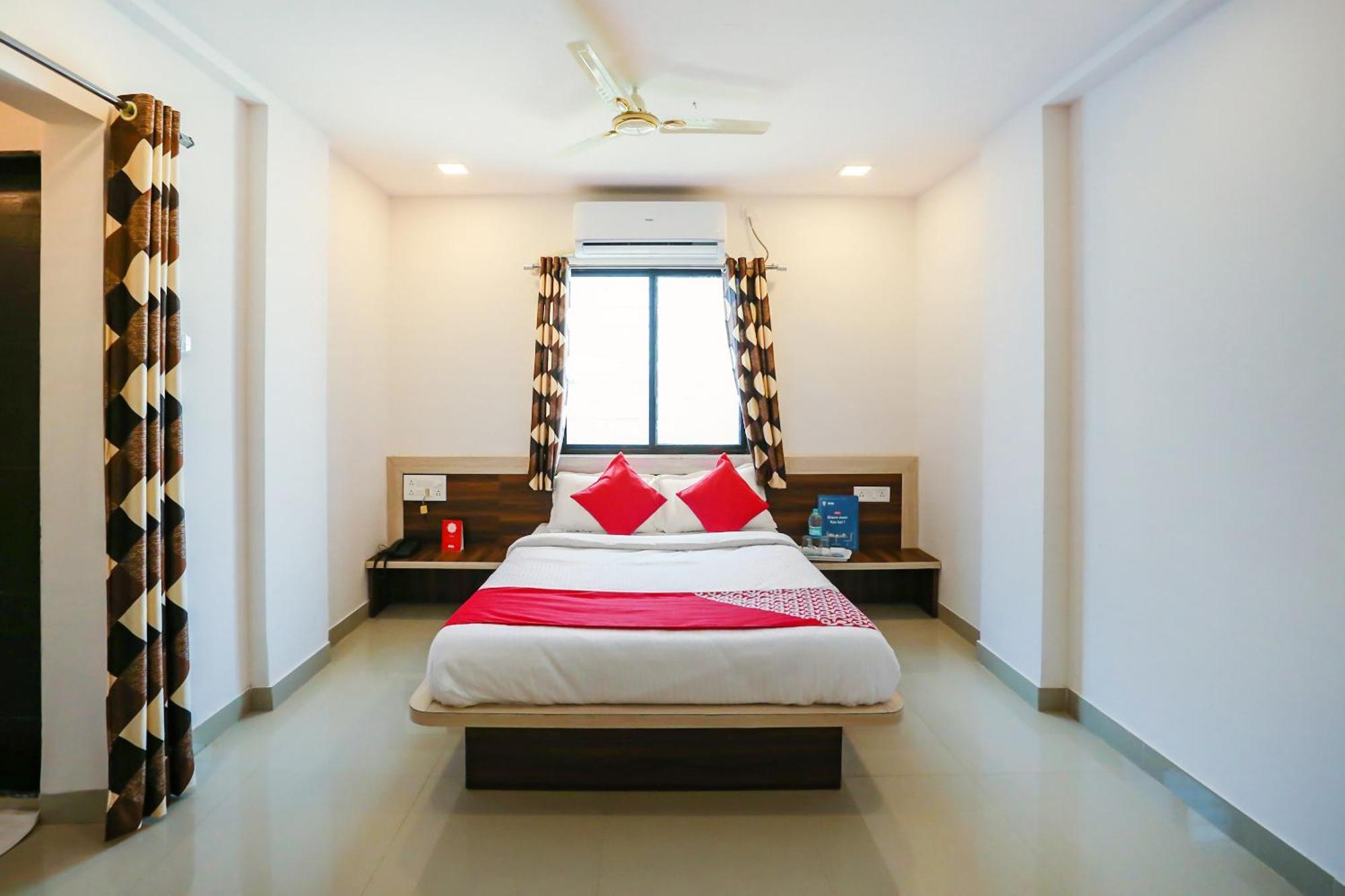 Hotel O Pingara Executive Phursungi Ngoại thất bức ảnh