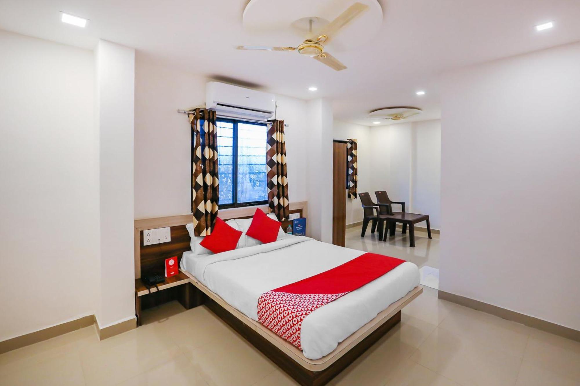Hotel O Pingara Executive Phursungi Ngoại thất bức ảnh
