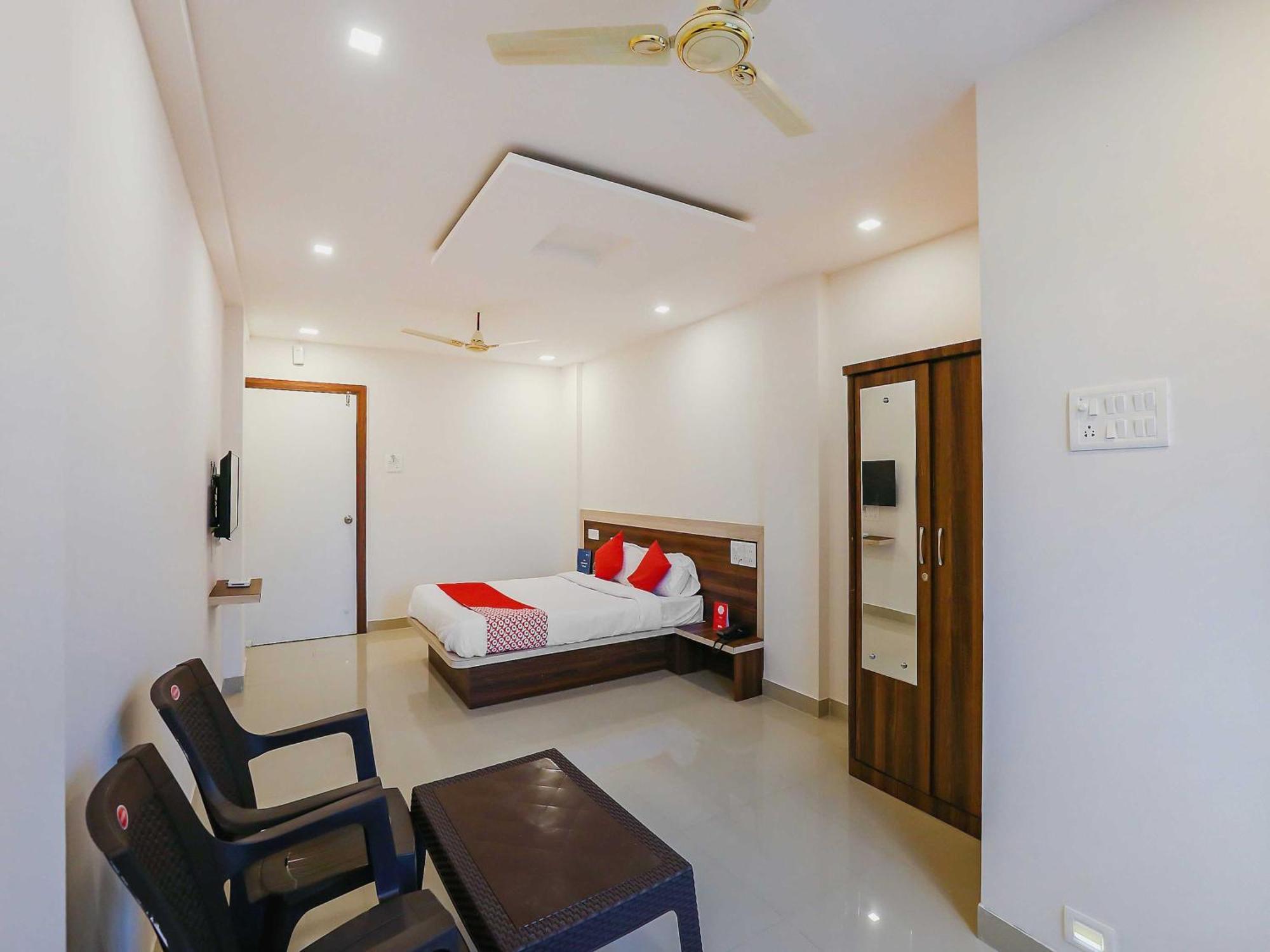 Hotel O Pingara Executive Phursungi Ngoại thất bức ảnh